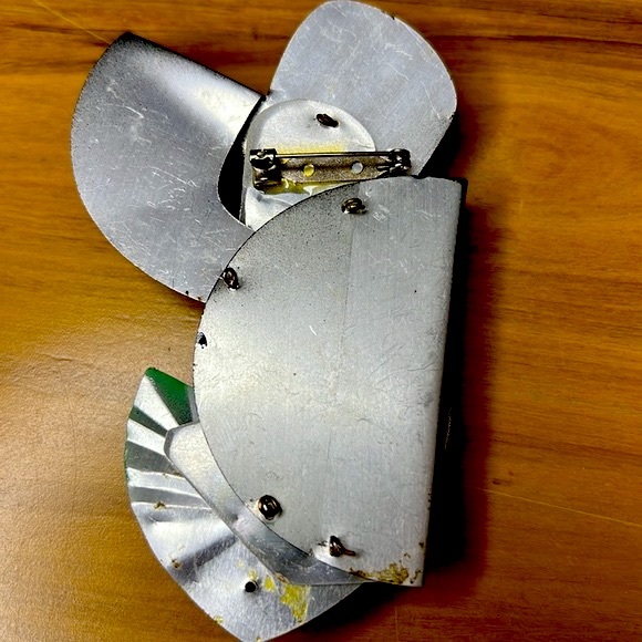 Vintage Art Deco Large Painted Aluminum Stylish Lady Pin - Picture 5 of 5